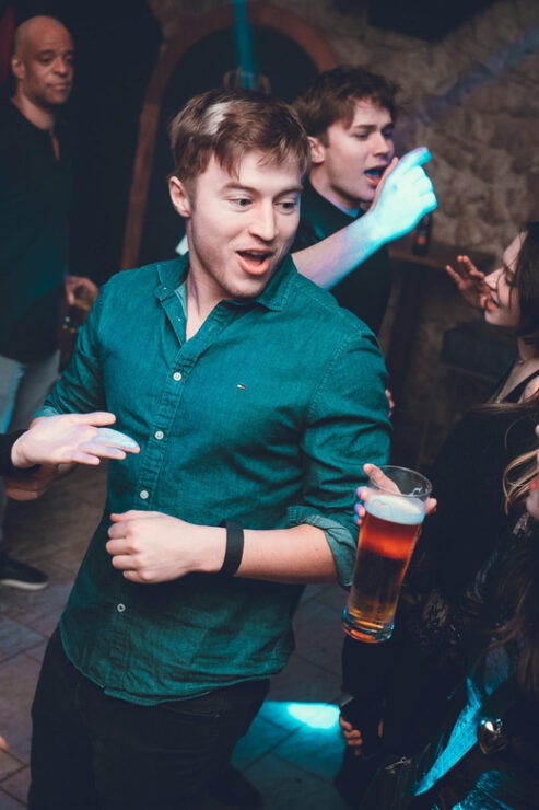 Pub Crawl 1hr Unlimited Beer + Vodka Then Clubs in Katowice - Key Points