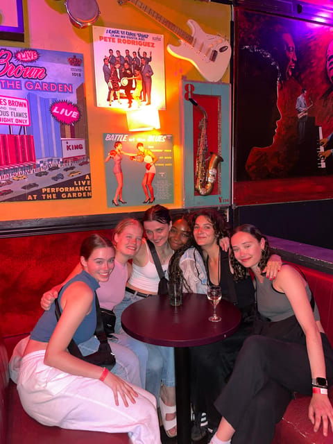 Pub Crawl Paris: Drink, Laugh, Meet the World - Good To Know