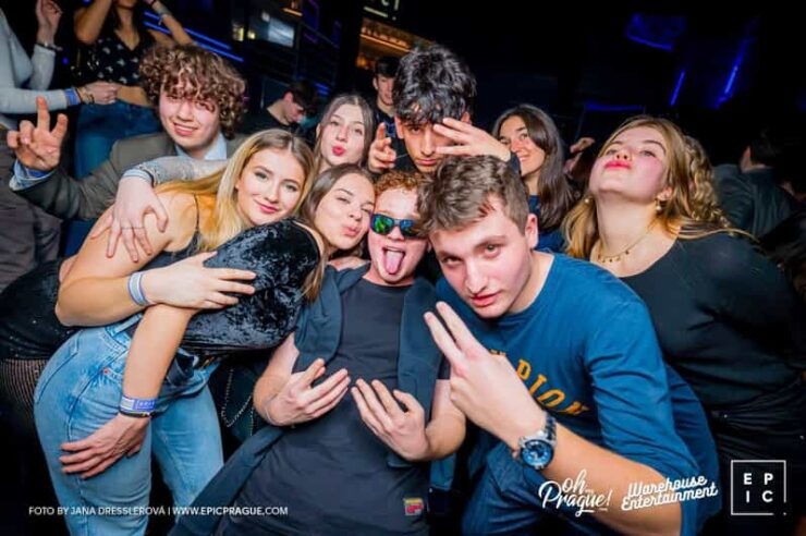 Pub Crawl With Shots and Night Club I Prague - How to Book Your Experience