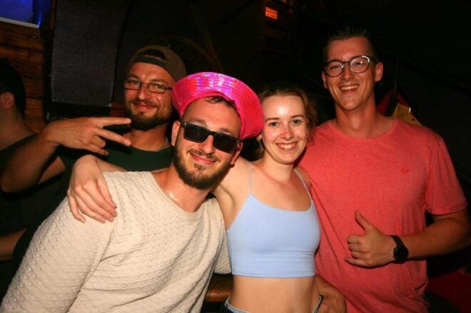 Pubcrawl Augsburg: Tour Through Best Bars and Clubs in Town - Customer Ratings and Feedback