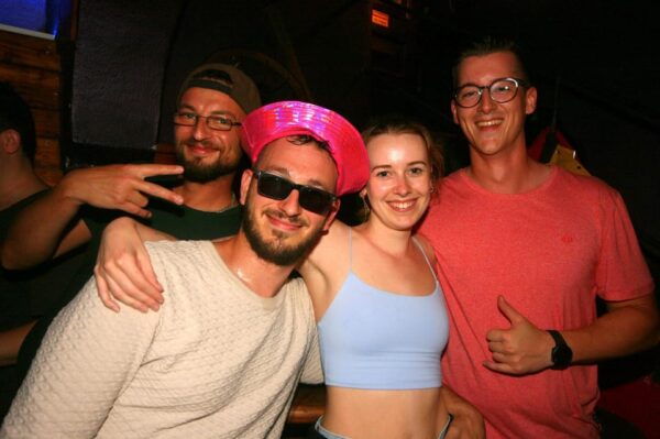 Pubcrawl Salzburg: Tour Through Best Bars and Clubs in Town - Customer Reviews Summarized