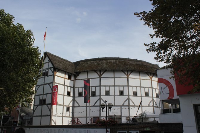 Public Doctor Who Tour With the Master - Group Size and Pricing