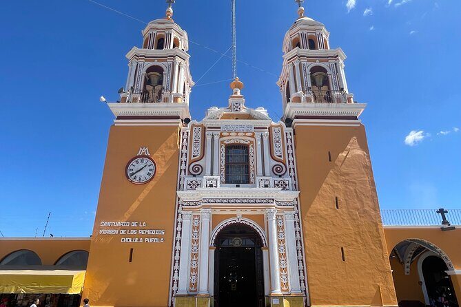 Puebla, Cholula & Tonantzintla Day Tour - Strolling Through Cholula