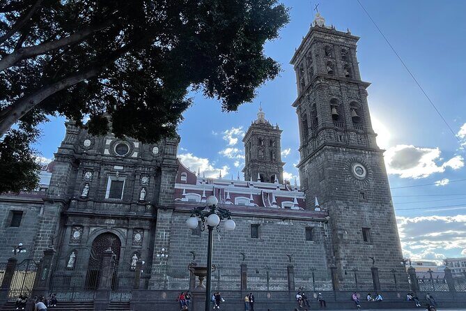 Puebla, Cholula & Tonantzintla Day Tour - Transportation & Group Size