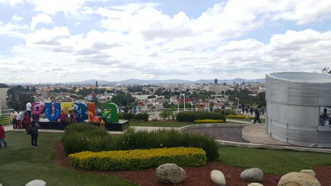 Puebla: Hop-On Hop-Off Bus Tour With Audio Guide - Analco Neighborhood and Flea Market