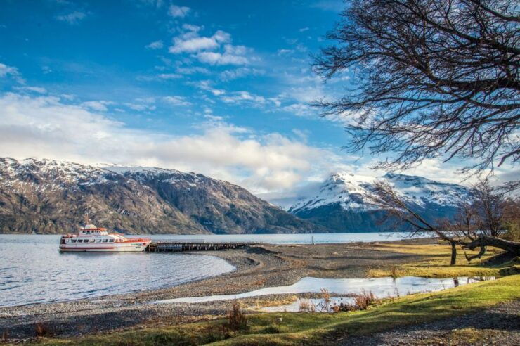 Puero Natales: Glacier Tour With Lunch & Whiskey Aperitif - Activity Duration and Guide Information