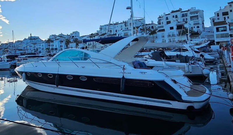 Puerto Banús: Bachelorette party on a yacht - The Experience in Detail