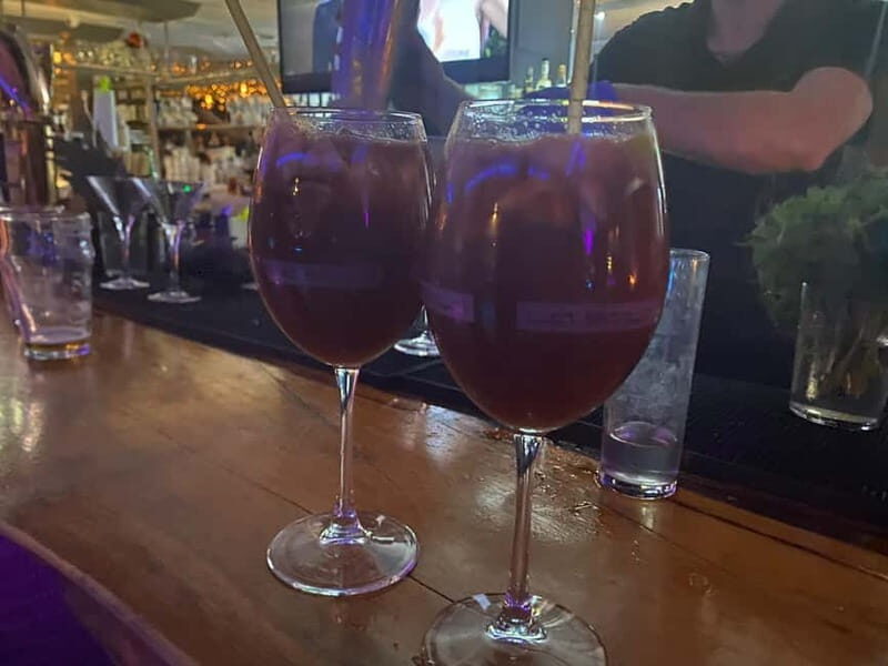 Puerto Banús: Private Nightclub Tour with 3 Clubs, 1 Drink, and Transportation - What to Keep in Mind