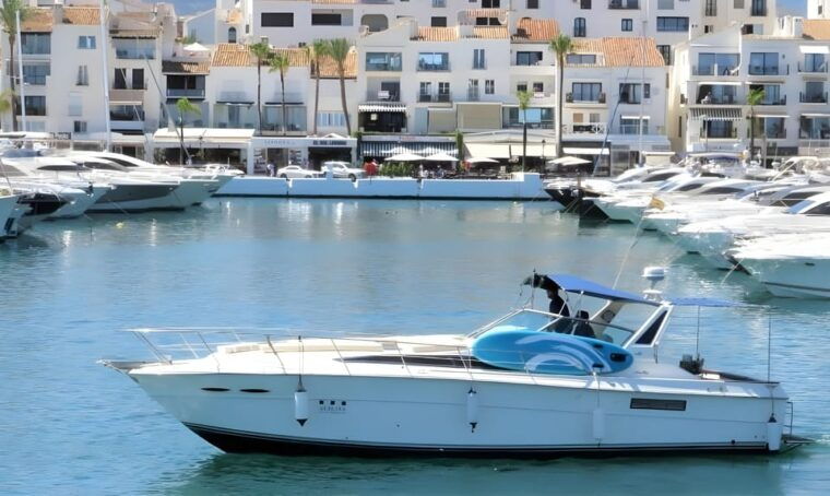 PUERTO BANUS: YACHTS RENTAL FOR GROUP 1H - Common Questions