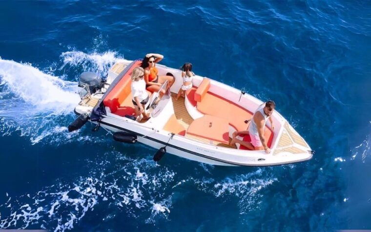 Puerto Colon: the Nina Boat Self-Drive, No License Tenerife - Safety and Accessibility