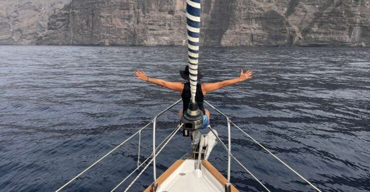 Puerto Colon : Whale & Dolphins Sailing Excursion - Booking Options