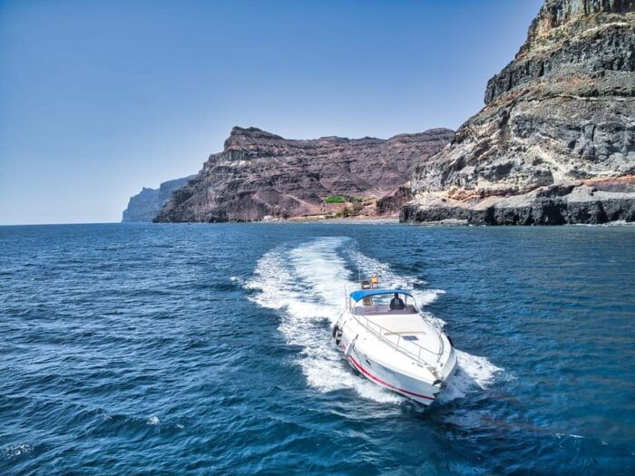 Puerto De Mogán: Private Yacht up to 10 Persons - Language and Crew Assistance
