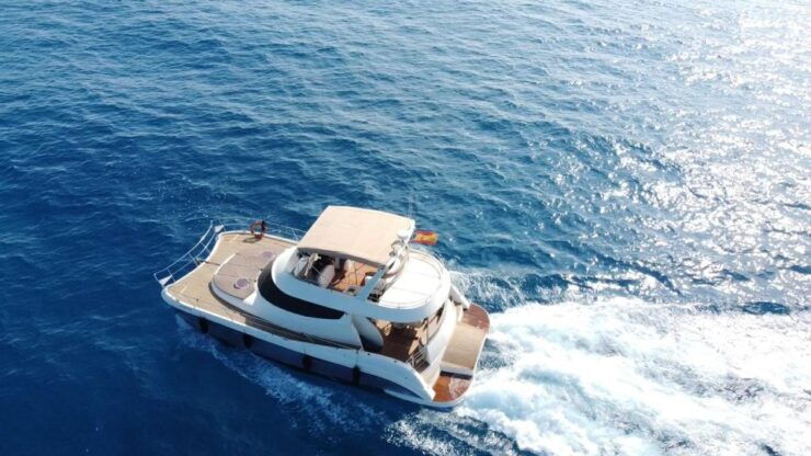 Puerto Del Carmen: Catamaran Trip With Water Sports - Experience Highlights on the Water