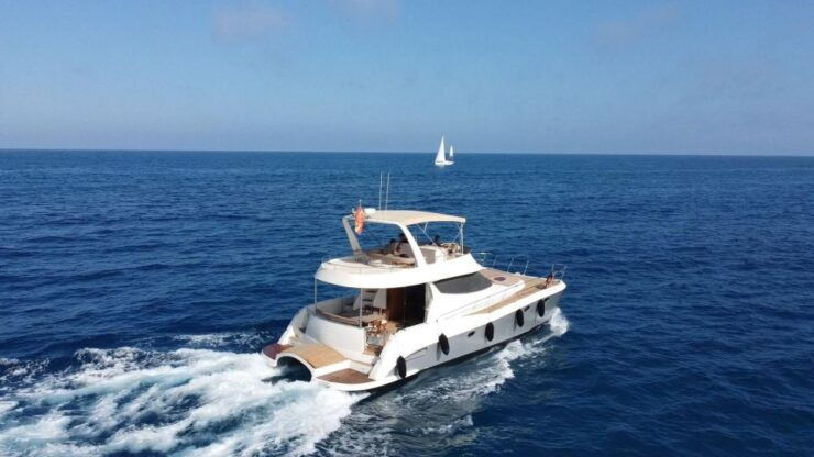 Puerto Del Carmen: Private Sunset Catamaran Tour With Drinks - Tour Highlights