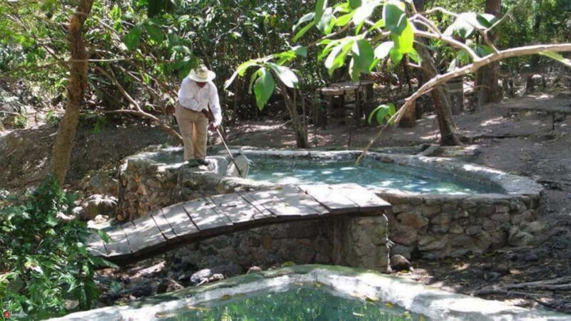 Puerto Escondido: Horseback riding to the Atotonilco hot springs. - Why This Tour Works