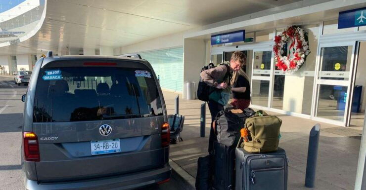 Puerto Escondido: Private Airport Transfer To/From City - Experience