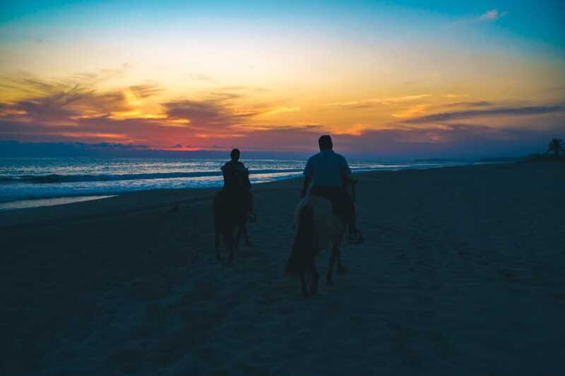 Puerto Escondido: Sunset Horse Back Riding Tour - Why You Should Consider This Tour