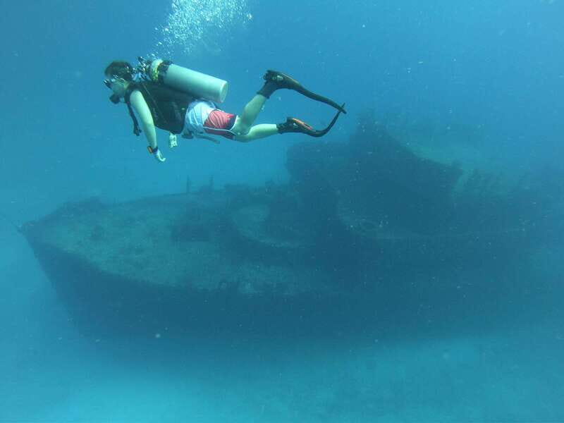 Puerto Morelos: C-56 Shipwreck & Reef for Certified Divers - Practical Details and What’s Included