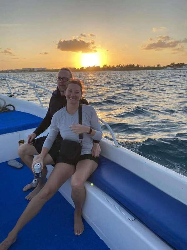 Puerto Morelos: Private Sunset Cruise with Snacks & Drinks - An Authentic Sunset Experience in Puerto Morelos