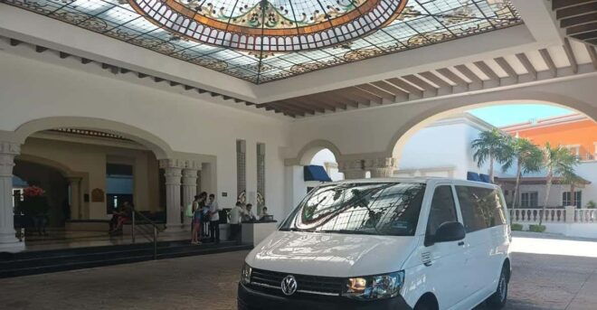 Puerto Morelos: Private Van Transfer to Bacalar - Transportation Amenities