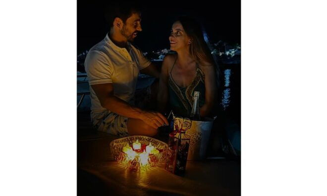 Puerto Morelos: Romantic Yacht Ride at Sunset - Inclusions