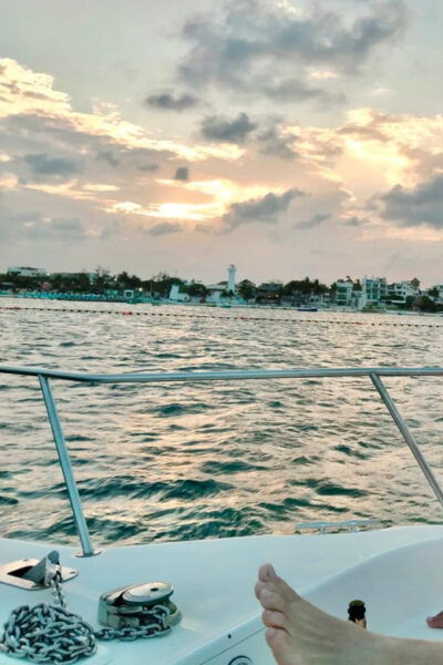 Puerto Morelos: Romantic Yacht Ride at Sunset - What to Expect