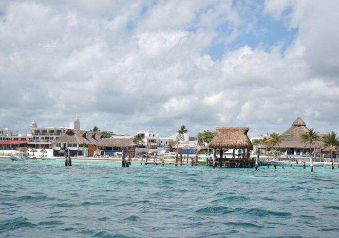 Puerto Morelos: Snorkel in Coral Reef and Visit the Town - Exploring Puerto Morelos