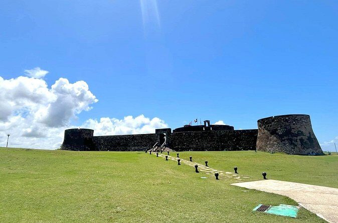 Puerto Plata 360° : History Culture and Local Flavor - Final Stop: Silver Port Seawall