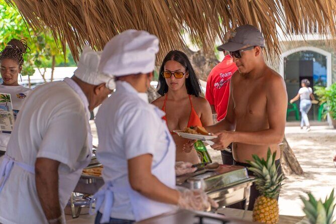 Puerto Plata City Tour with Lunch on the Beach - Good To Know