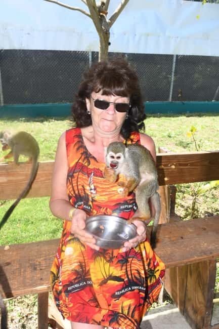 Puerto Plata: Monkey Tour and a Glimpse of Cows and Pigs - Puerto Plata: Monkey Tour and a Glimpse of Cows and Pigs