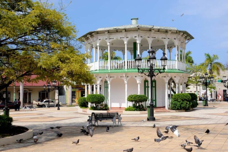 Puerto Plata Tour: History, Culture and Cable Car Ride - Amber Museum and Fossil Treasures