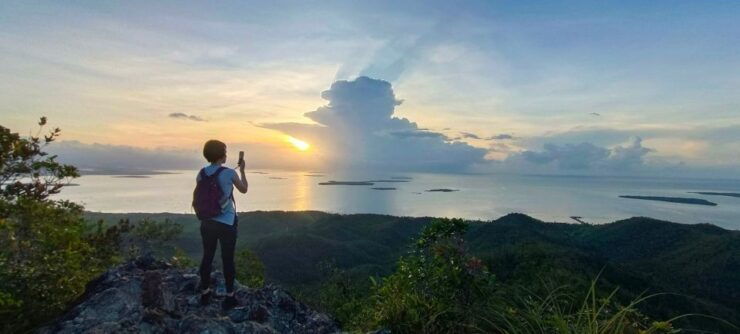 Puerto Princesa: Private Sunrise Trek at Mt. Magarwak - Trekking Experience and Route Details