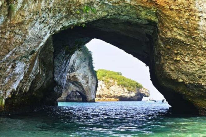 Puerto Vallarta: Arches, Animas, and Quimixto Adventure Tour - Las Ánimas Beach Club
