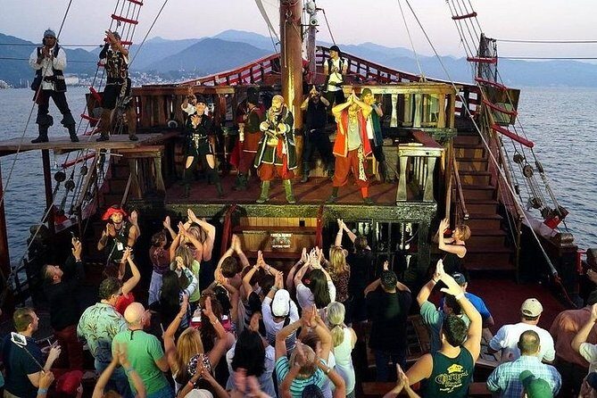 Puerto Vallarta Dinner Under the Sea and Pirate Show - Authentic Traveler Insights from Reviews