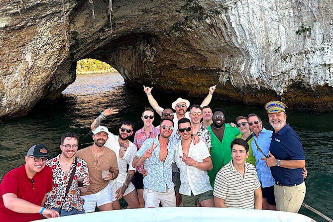 Puerto Vallarta: Gay Luxury Sunset Cruise with open bar - Good To Know