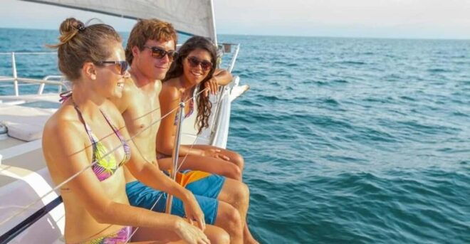 Puerto Vallarta: Luxury Sailing - Inclusions