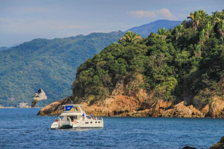 Puerto Vallarta: Luxury Yacht Tour With Lunch and Open Bar - Departure and Pickup Details