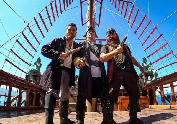 Puerto Vallarta: Majahuitas Island Pirate Ship Tour - Pirate Ship Adventure
