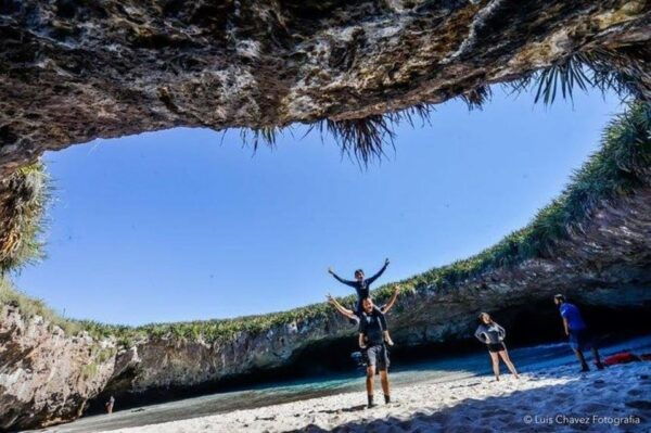 Puerto Vallarta: Marietas Islands Snorkel and Hidden Beach - Getting to the Marina