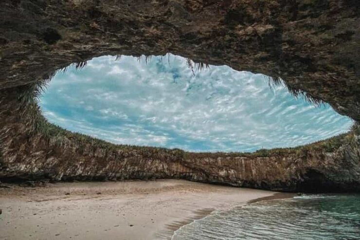 Puerto Vallarta: Marietas Islands Snorkel Cruise With Drinks - Itinerary