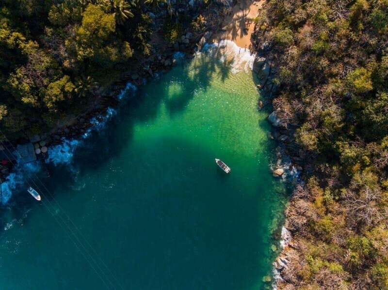 Puerto Vallarta: Predator Catamaran Adventure - Lunch at Predator Beach Club  