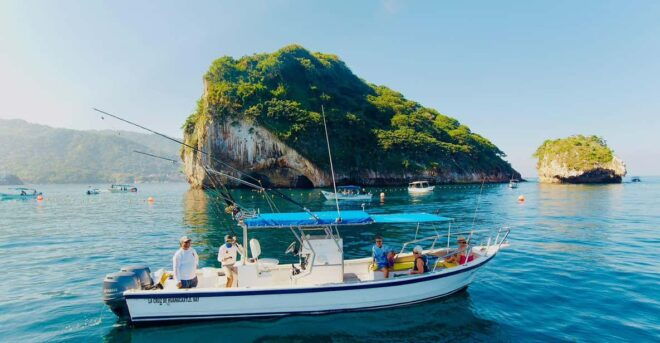 Puerto Vallarta: Private Fishing Adventure 30 Ft Superpanga - Duration and Pricing