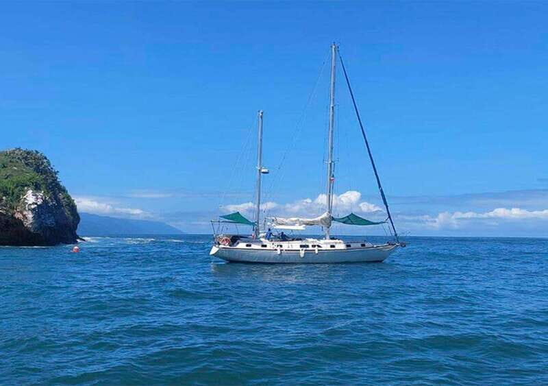 Puerto Vallarta: Private Sail, Snorkel and Beach - An In-Depth Look at the Experience