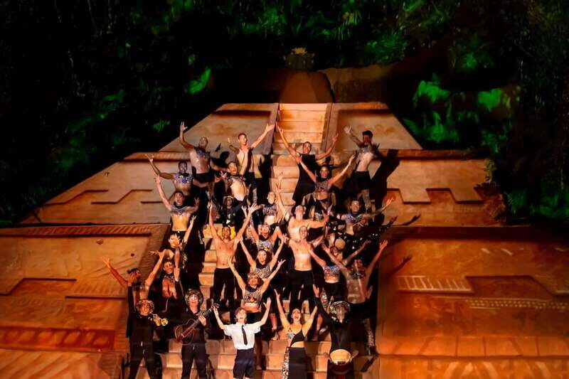 Puerto Vallarta Rhythms of the night, Show & Buffet dinner - The Scenic Start: Sunset Cruise & Arrival at Las Caletas