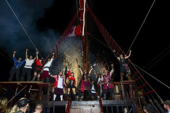Puerto Vallarta: Unforgettable Night and Show - Pirate Show and Activities