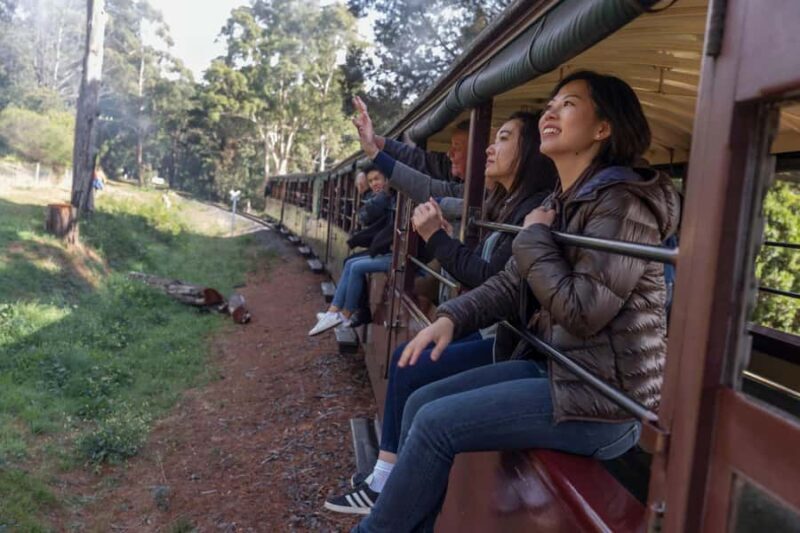 Puffing Billy, Healesville Sanctuary & Chocolatier - Exploring Victoria: Puffing Billy, Healesville Sanctuary & Chocolatier Tour