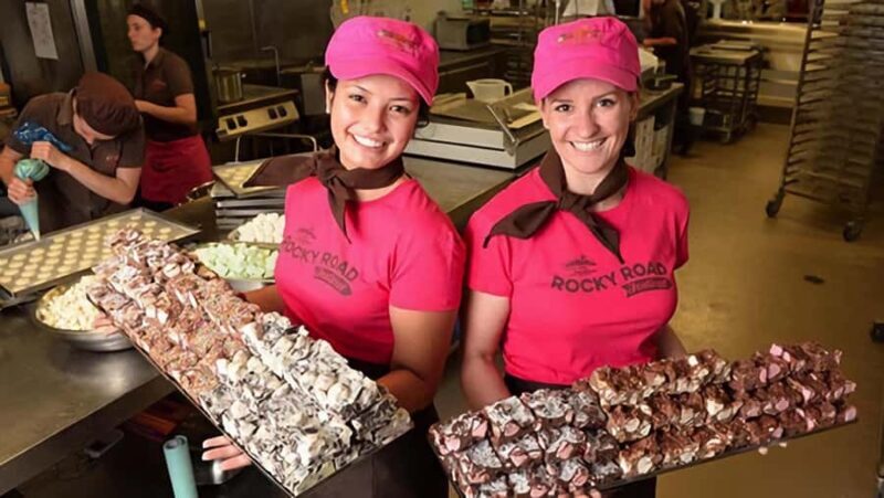 Puffing Billy Penguin Parade Mercedes Minibus Hotel Pickup - FAQs  