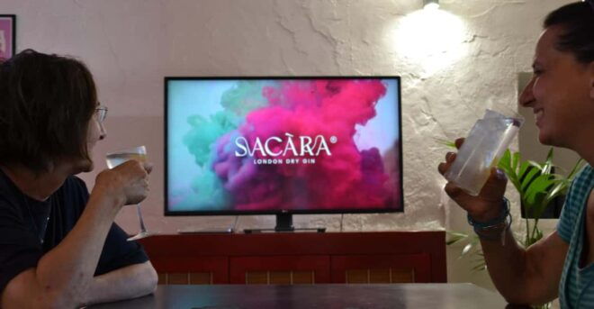 Puglia: Gin Distillery Tour in a 19TH Century Pajara - Gin Production Insights