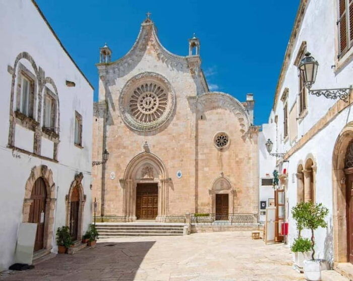 Puglia: Locorotondo, Cisternino, and Ostuni Private Tour - Who Should Take This Tour?