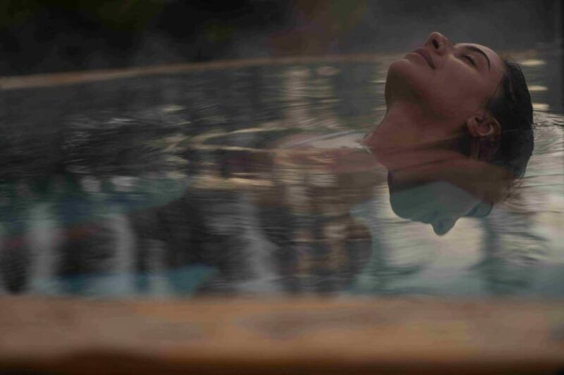 puke Thermal Pools: Adults-Only Entry with Swim Up Bar - The Experience: What You Can Expect
